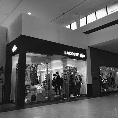 Boutique Lacoste